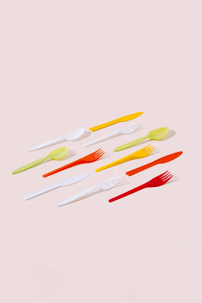 alat makan plastik